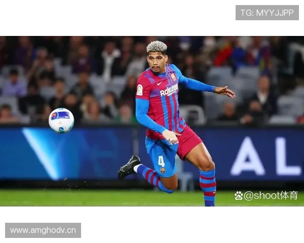 巴萨防线稳定性仍存隐患,赛季关键阶段或影响竞争格局 巴萨防线稳定性仍存隐患,赛季关键阶段或影响竞争格局