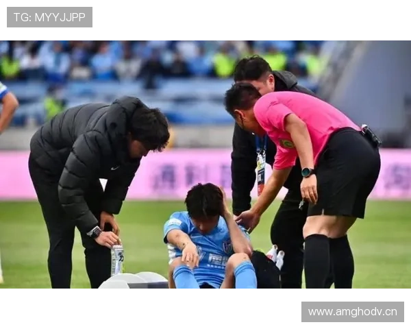 上海申花关键战表现波动,问题在高强度对抗中被放大 上海申花关键战表现波动,问题在高强度对抗中被放大