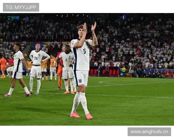 约翰·斯通斯对抗哈兰德的身体对抗表现解析