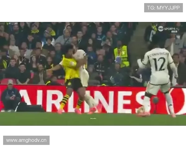 卡马文加 vs 加维:新生代中场的战术角色与比赛影响力对比 卡马文加 vs 加维:新生代中场的战术角色与比赛影响力对比