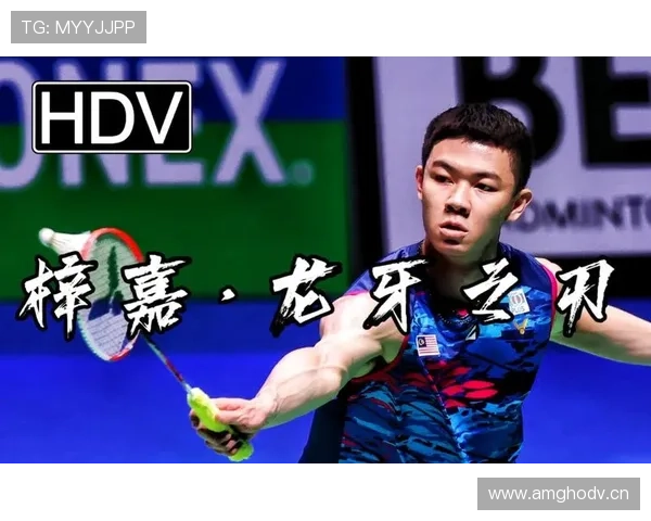 李梓嘉训练室门口那架跑步机，比我家沙发都炸裂，谁受得了啊？