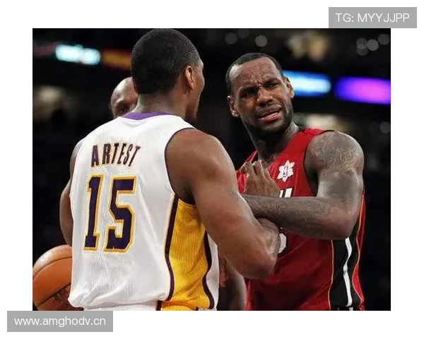 保罗·皮尔斯季后赛关键单打效率提升拉开对阵詹姆斯差距