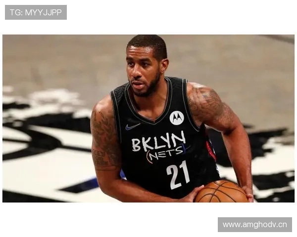 阿尔德里奇中距离高效砍分显著提升球队内线稳定性